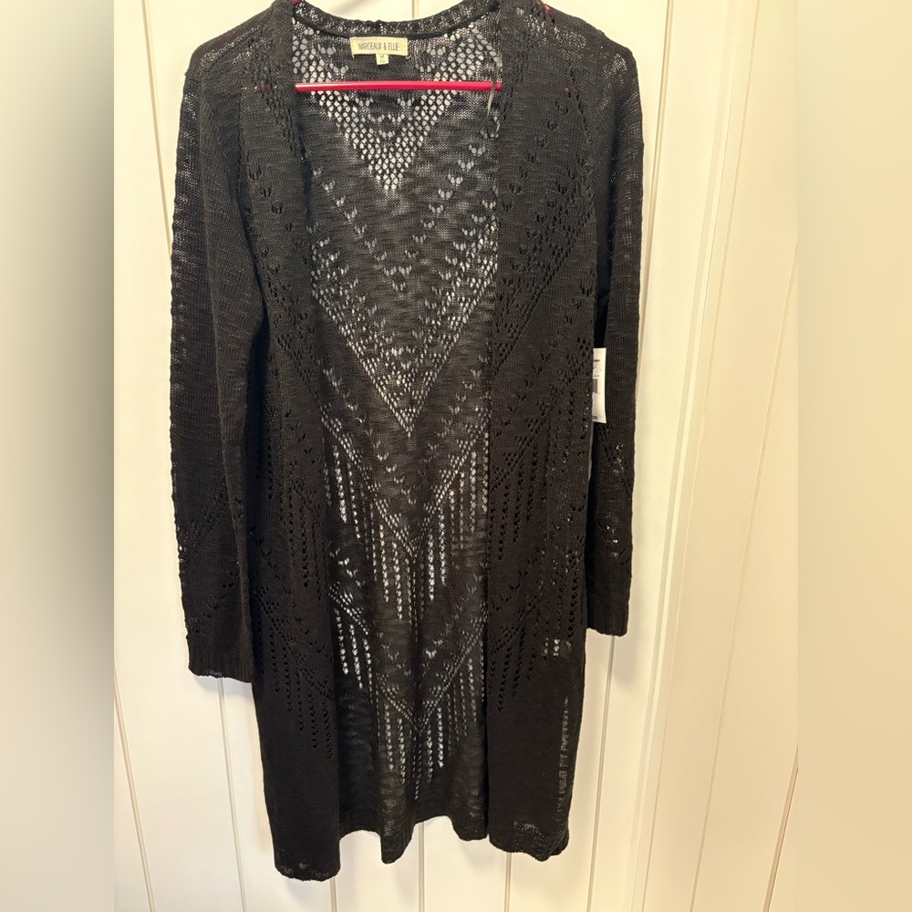 ⭐️5/$30 NWT Black Open-Front Cardigan